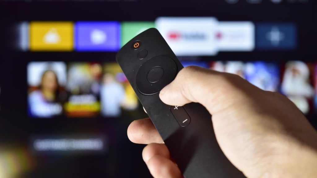 PIB Refutes Claims of MIB Notice to Hindi Channels Over Urdu Usage