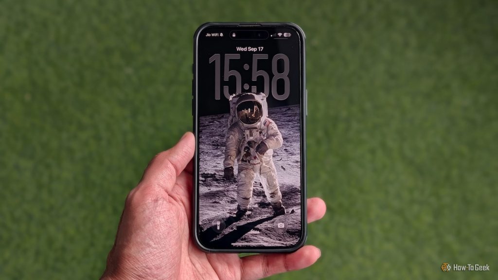 10 iPhone Settings I Changed After Upgrading to iOS 26
