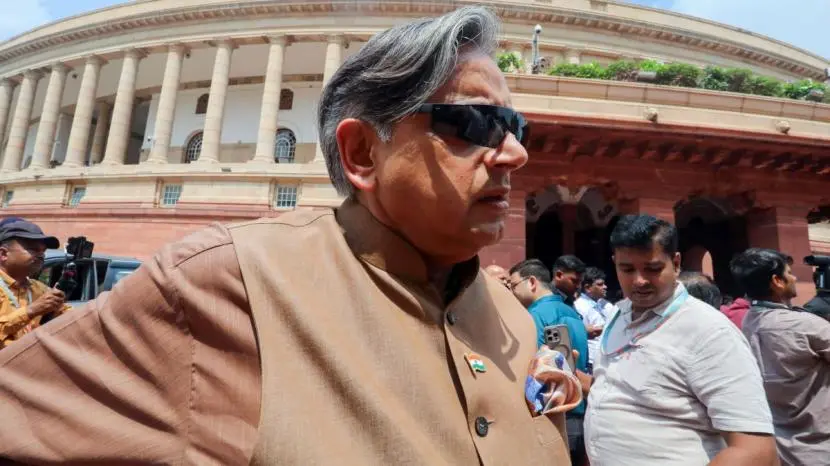 Tharoor says remarks on Rahul's youth outreach were distorted