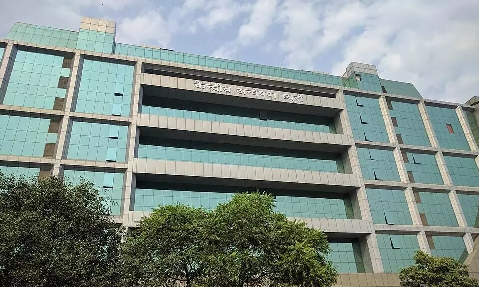 CBI court sentences railway clerk to 4 years for bribe
