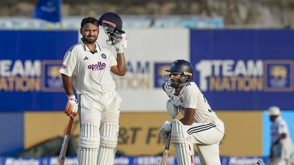 Rain washes out Day 2 morning session in Galle Test