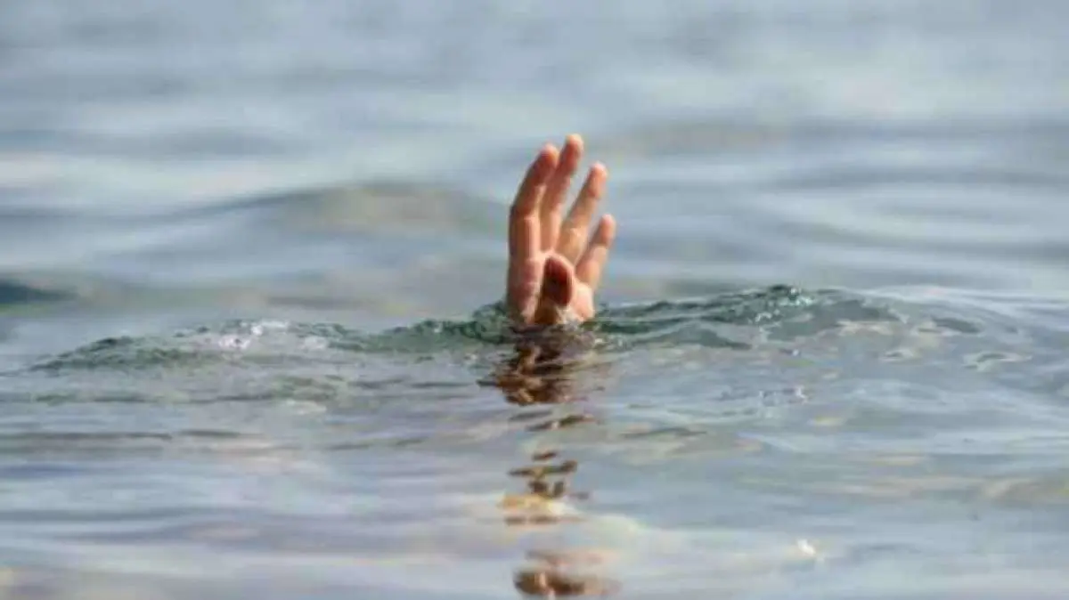 10 of family drown collecting mussels in Karnataka river