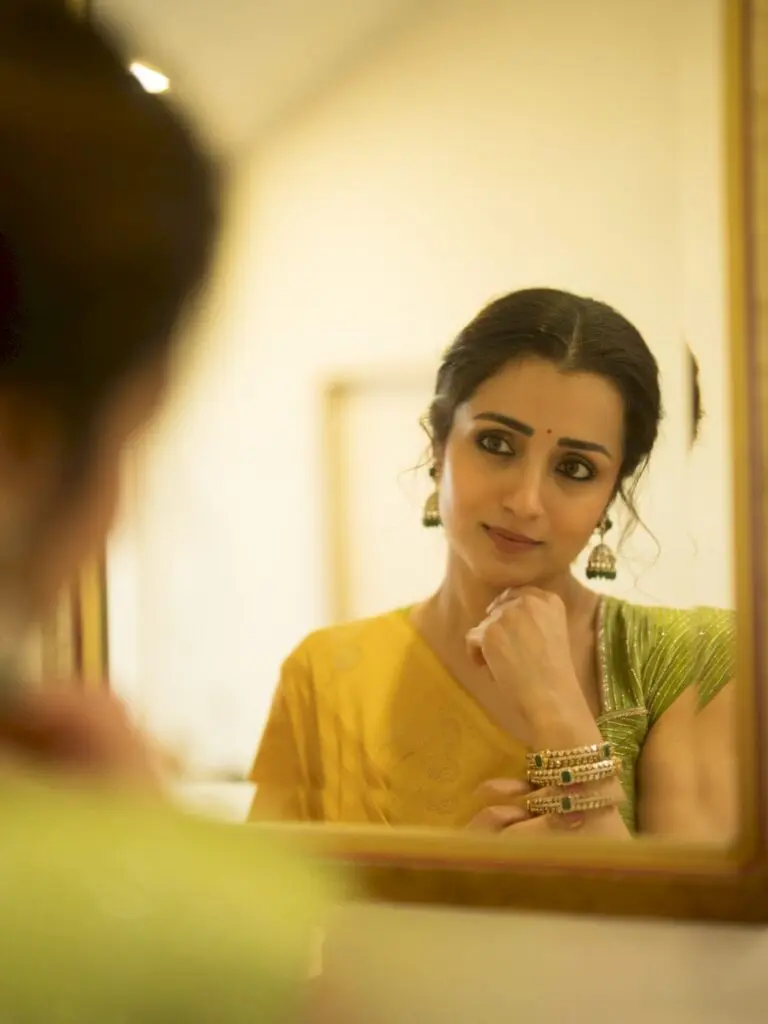 Trisha Krishnan wears mother's yellow saree at Independence Day event
