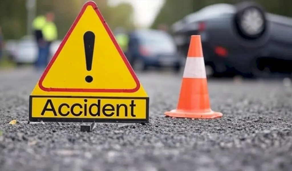 Two die, two missing as car plunges into canal in West Godavari