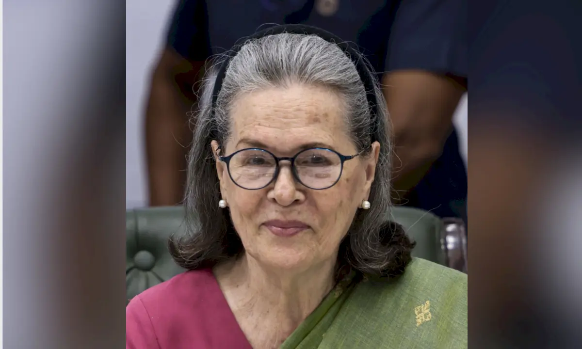BJP files complaint against Sonia Gandhi over Vande Mataram row