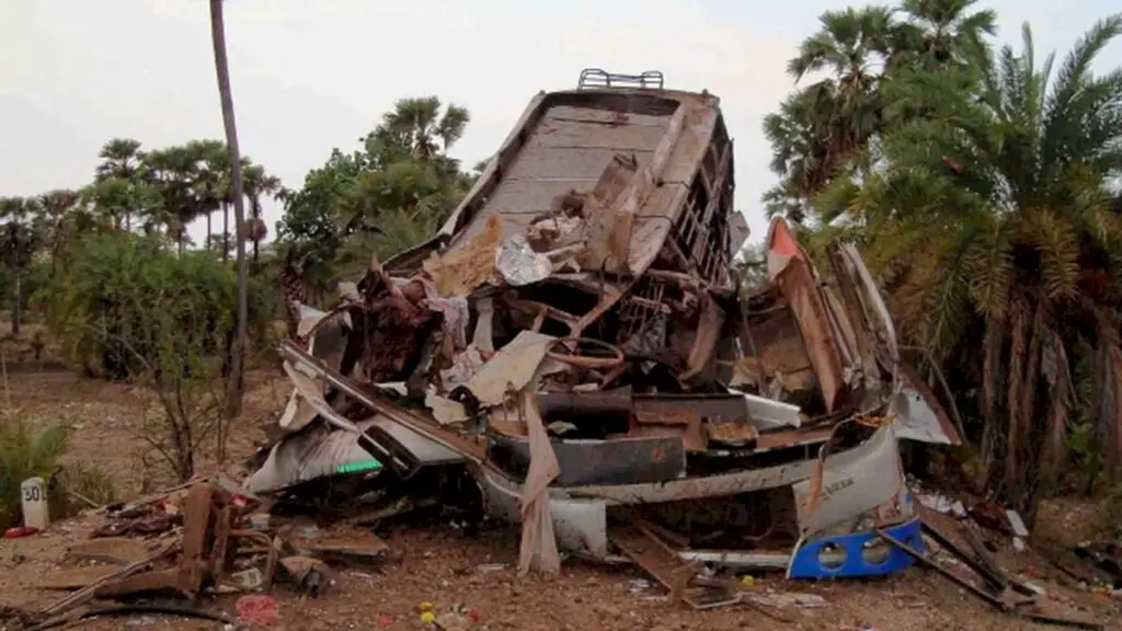 Maoists kill 40 in Dantewada bus IED blast