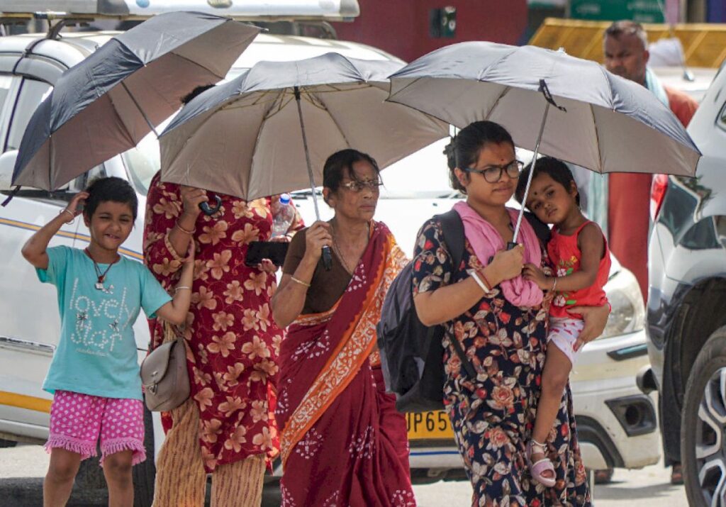 IMD forecasts heatwave across India through May-end