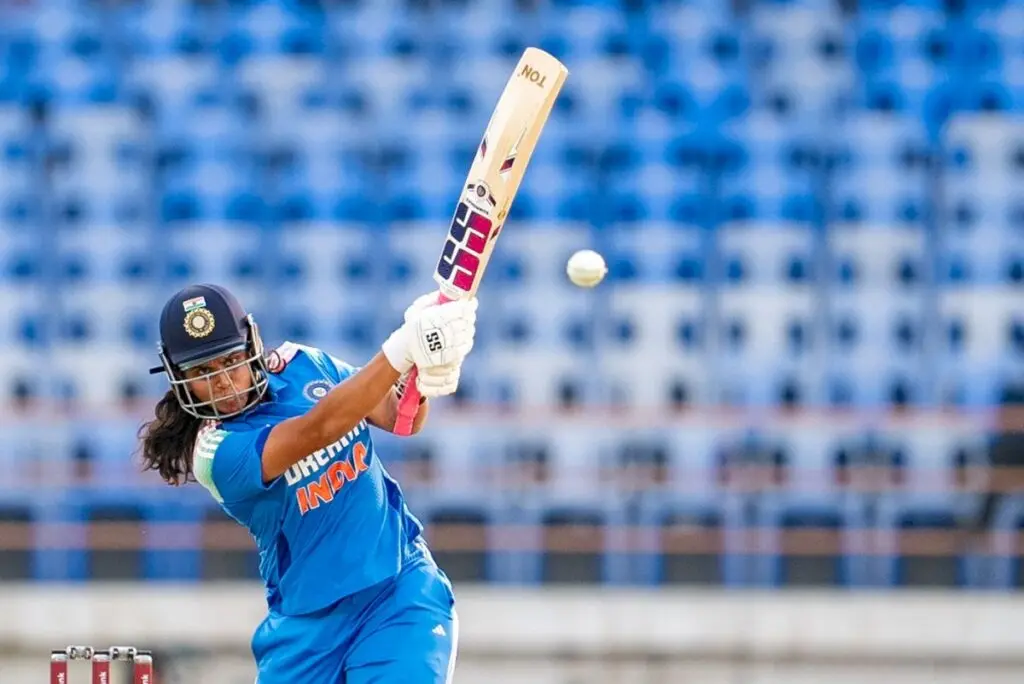 Hasabnis and Deol guide India A past England A