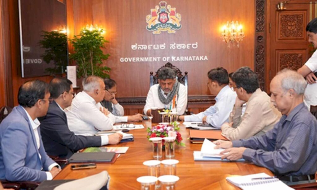 Karnataka CM reviews Cauvery order to release water to Tamil Nadu