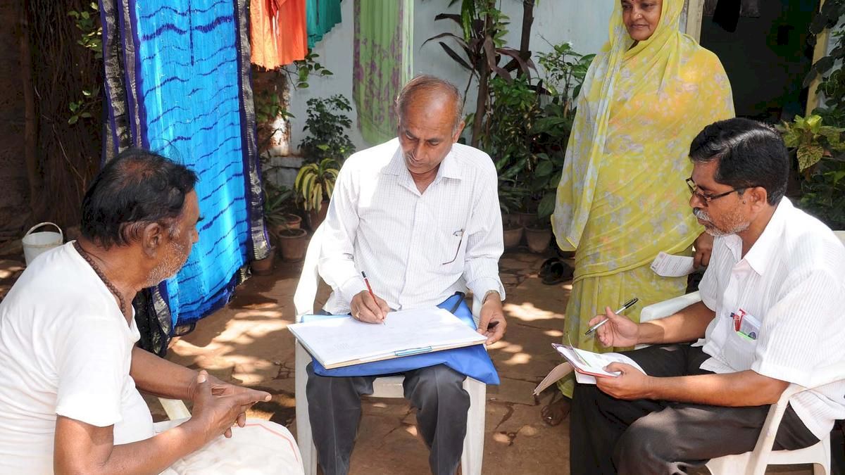 Karnataka Cabinet Defers Decision on Decade-Old Caste Survey