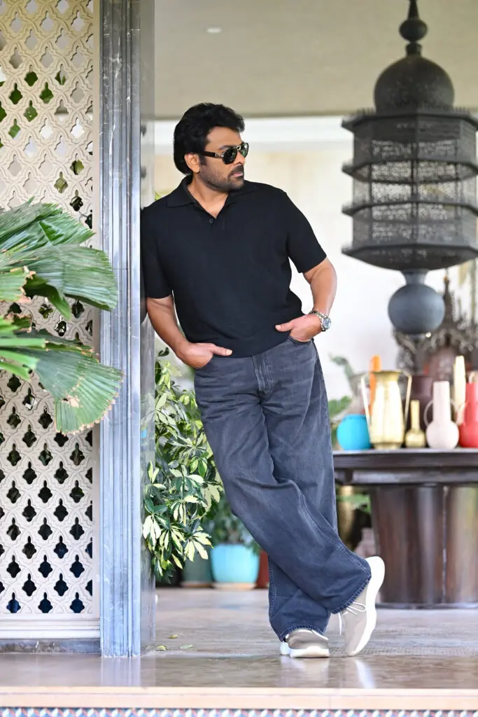 Chiranjeevi's black casual look sets social media ablaze
