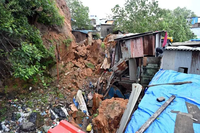Mumbai Sakinaka landslide kills 7, two still trapped