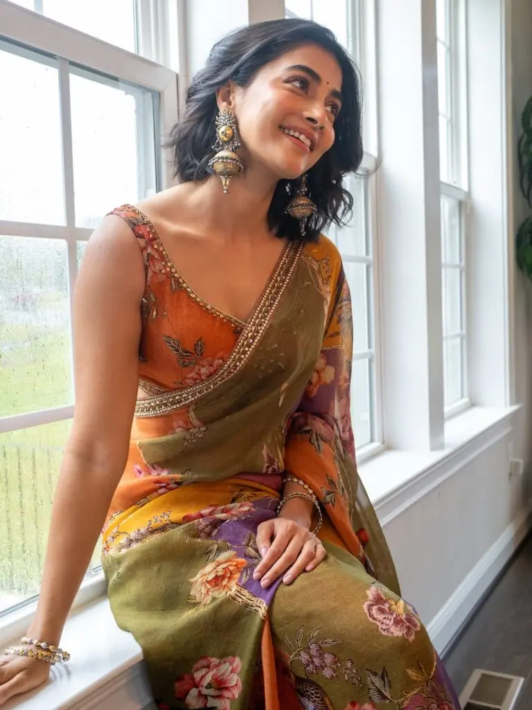 Pooja Hegde and Krithi Shetty share Onam looks on Instagram