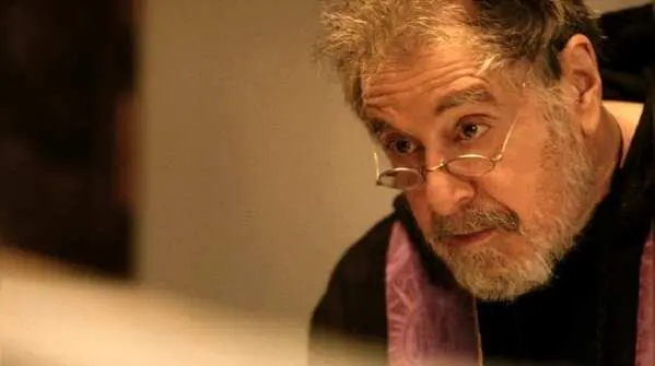 Al Pacino, Robert De Niro among 5 Hollywood fathers over 75