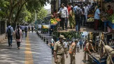 Bengaluru footpath clearances fail to keep encroachments away