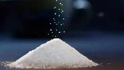 Sugar hits record Rs 58/kg in Mumbai, traders predict Rs 61