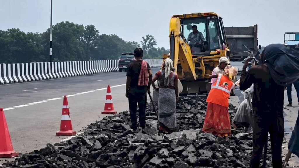 NHAI Suspends Toll After Kanpur-Lucknow Expressway Damage