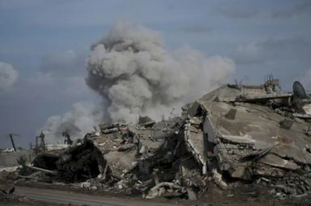 Eight Muslim-majority nations warn Gaza operations threaten Trump peace plan
