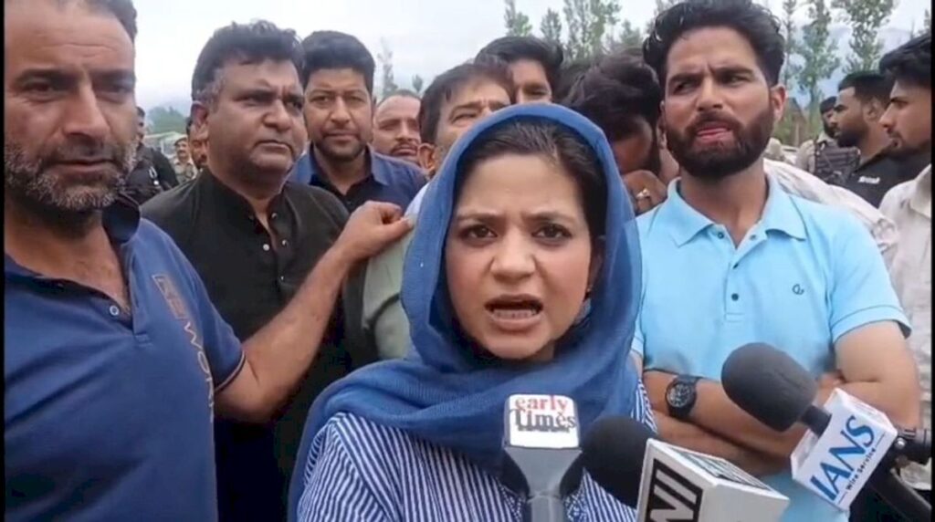 Srinagar Police Book Iltija Mufti Over Alleged Assault During Protest