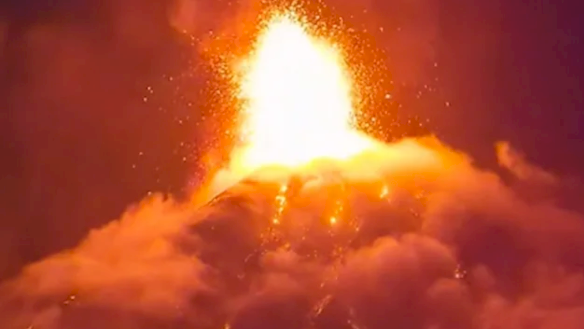 Guatemala Evacuates Over 350 as Fuego Volcano Intensifies