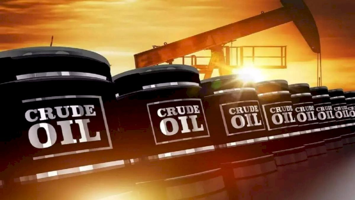 Brent Falls Below $80 as US-Iran Hormuz Deal Hopes Grow