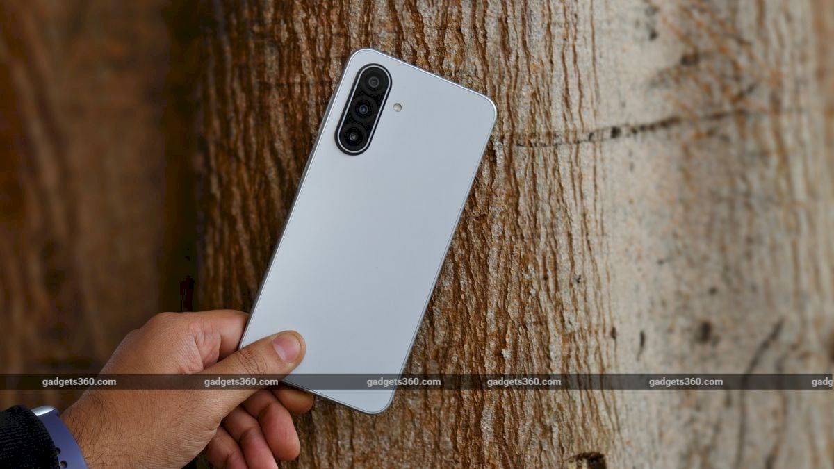 Amazon Great Freedom Sale: Galaxy M17, Redmi A7 Pro 5G under ₹20k
