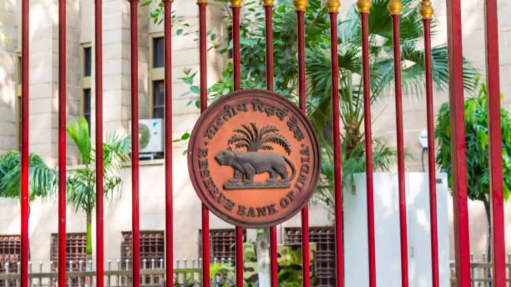 RBI Keeps FCNR Deposit Window Open Until 30 September