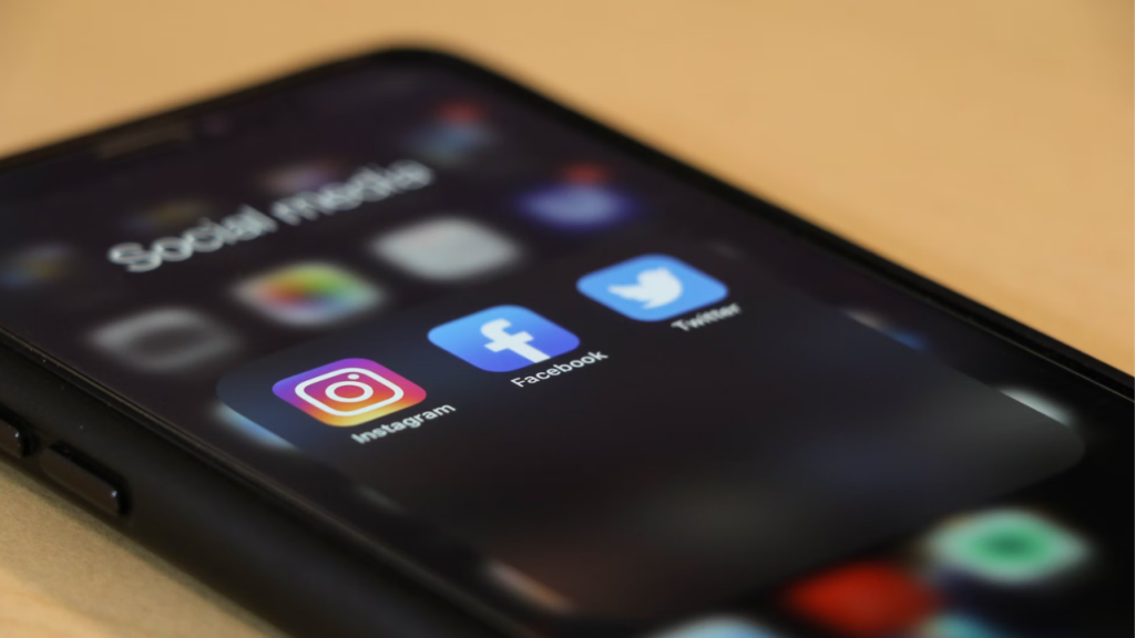 Centre sets three-hour deadline for unlawful online content removal