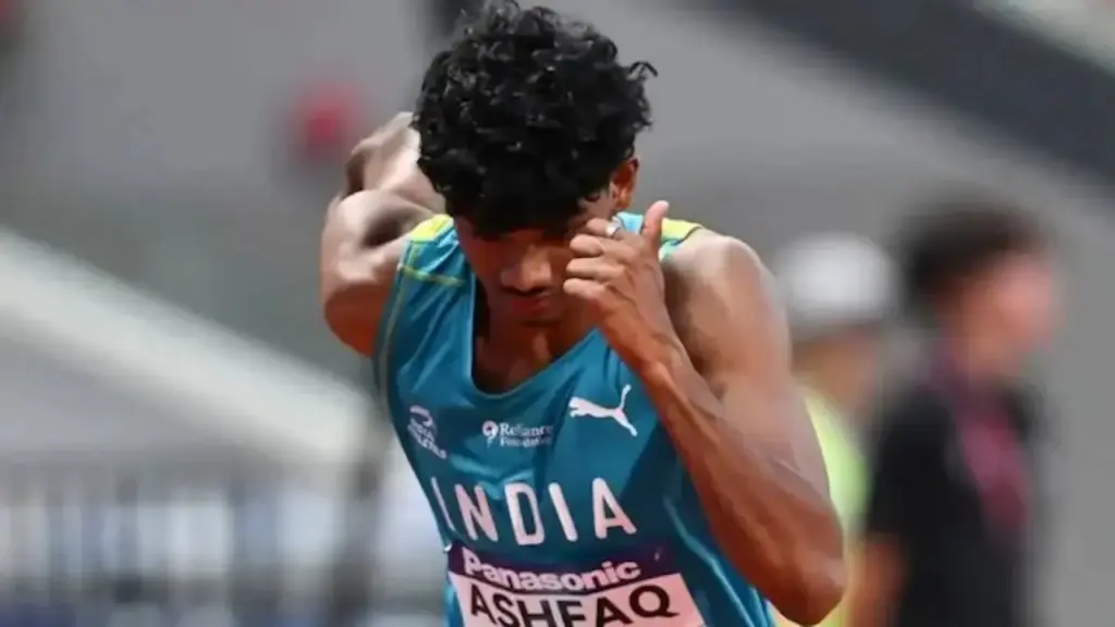 Ashfaq breaks U20 national record, reaches 400m semi at Worlds