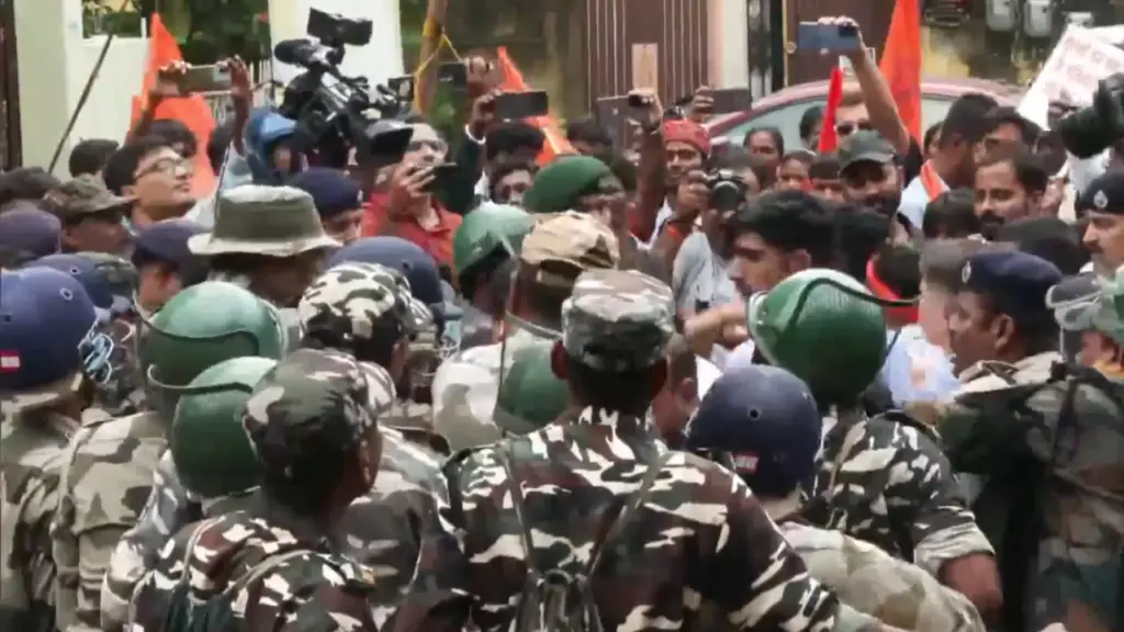 ABVP supporters clash with police in Jharkhand job exam protest