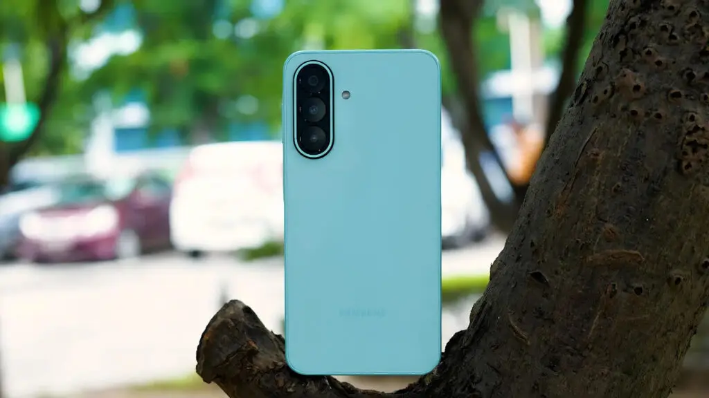 Samsung Galaxy A27 Brings Six-Year Updates to Mid-Range