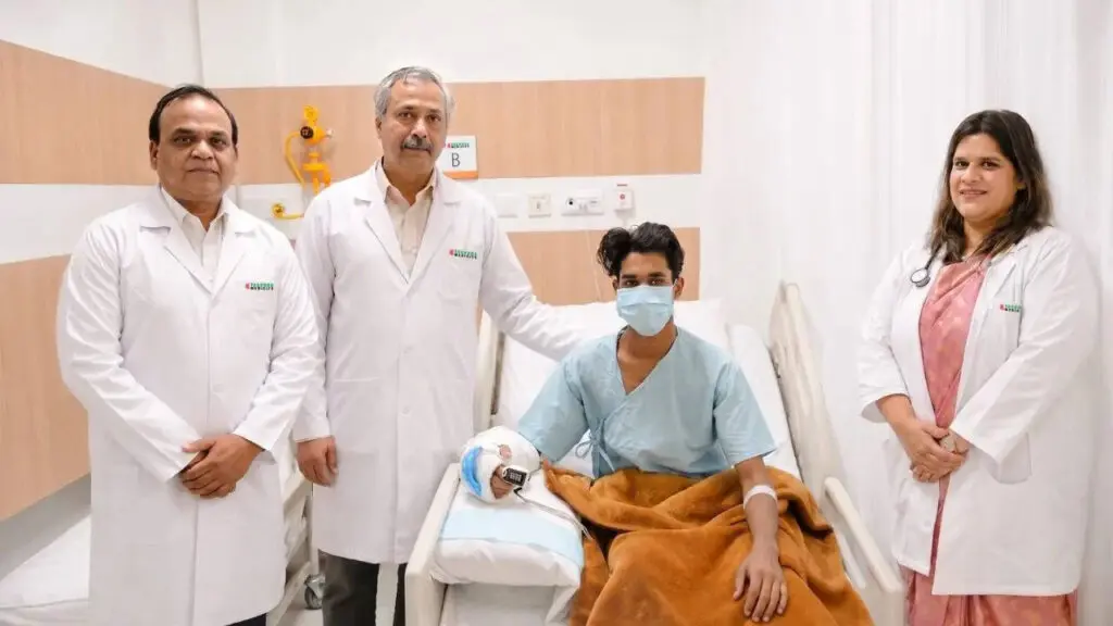 Ghaziabad Teen's Severed Hand Reattached in 7-Hour Surgery