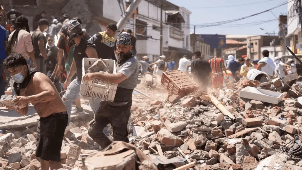 Death toll in Colombia quake varies from 132 to 250