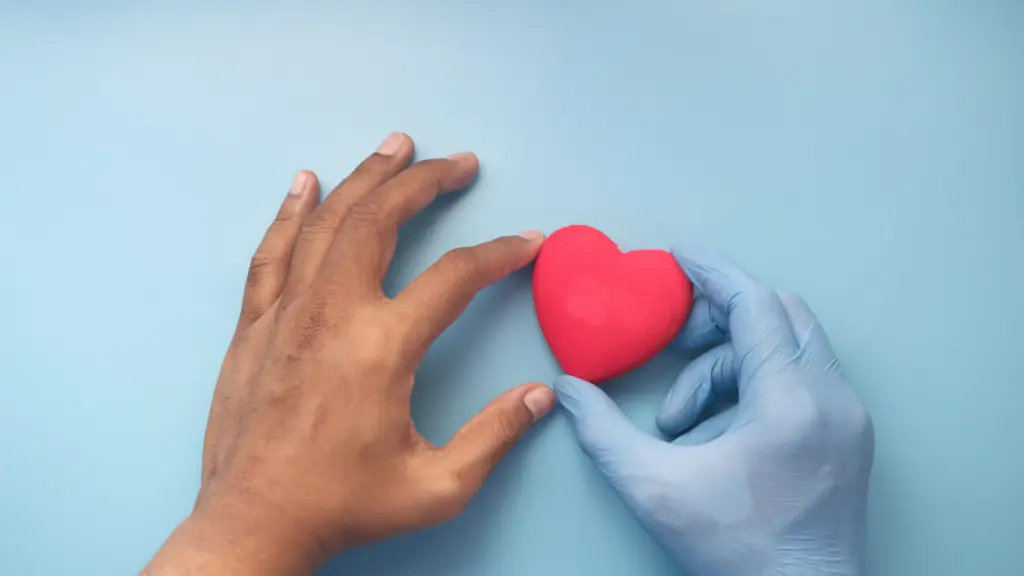 Organ donation awareness high but few register, study finds