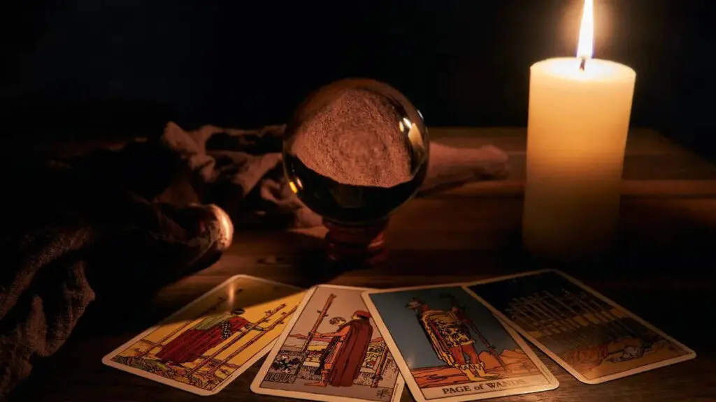 Weekly Tarot Predictions for Love, Career and Money