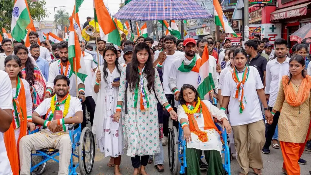 Jharkhand protesters set Aug 18 deadline, threaten to gherao CM