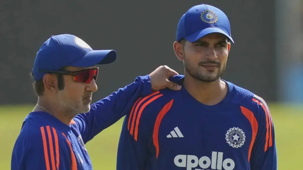 Gill, Gambhir criticised for defensive Galle Test tactics