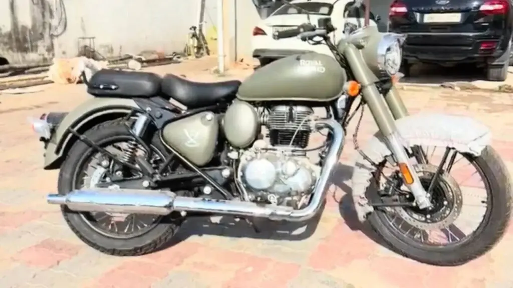 Royal Enfield Classic 350 Gorkha Edition spotted with military green look