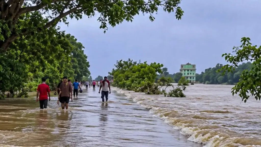 Odisha floods shut 268 schools, affect 7.85 lakh across six districts