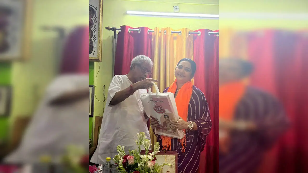 Rebel TMC MP June Malia meets Sisir Adhikari, tours Egra with Dibyendu