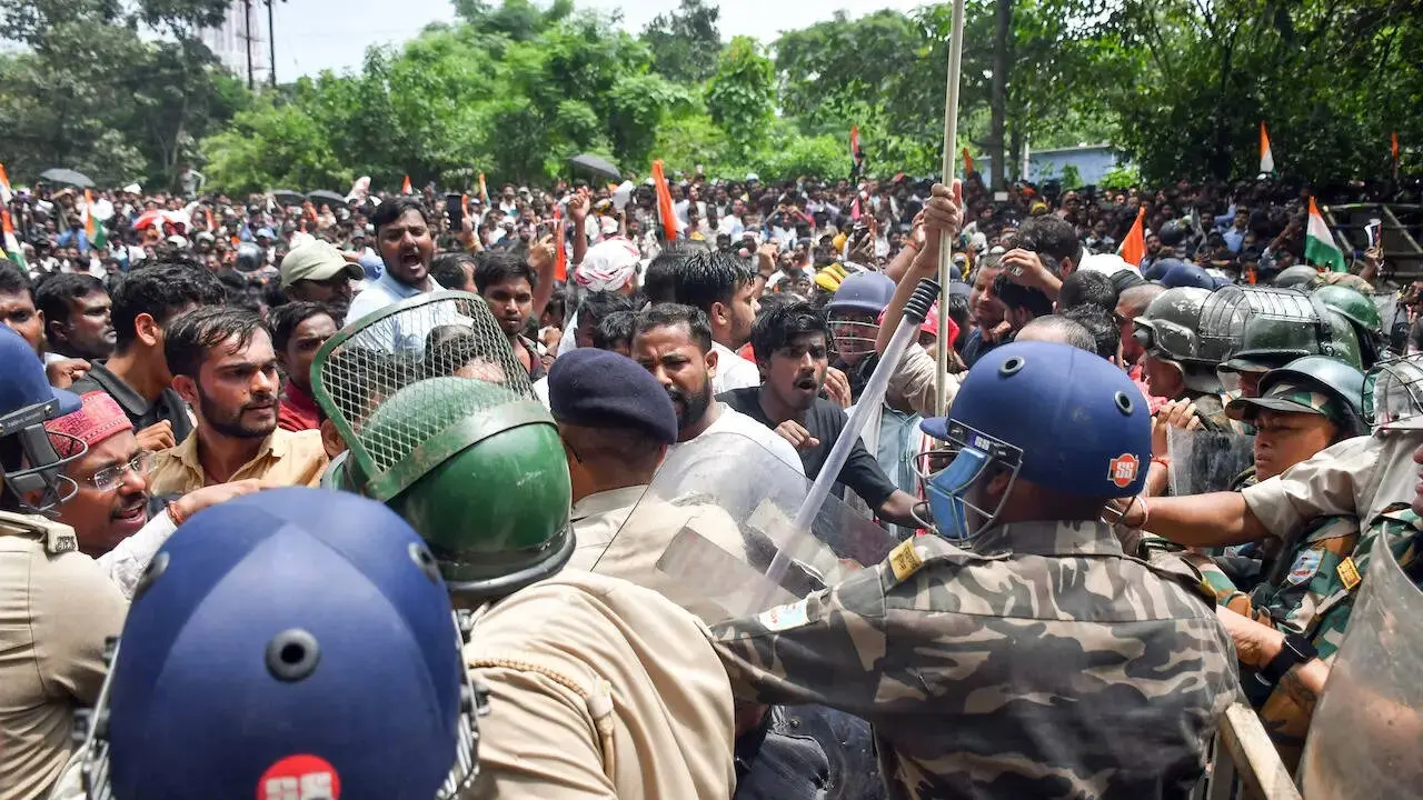 14 named, 200 unnamed in FIRs over Jharkhand student-police clash