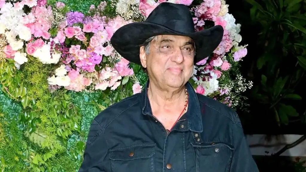 Mukesh Khanna wants Vande Mataram as national anthem