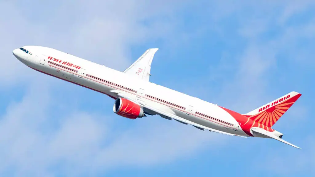 Air India seeks $1.5bn from Tata Sons and Singapore Airlines