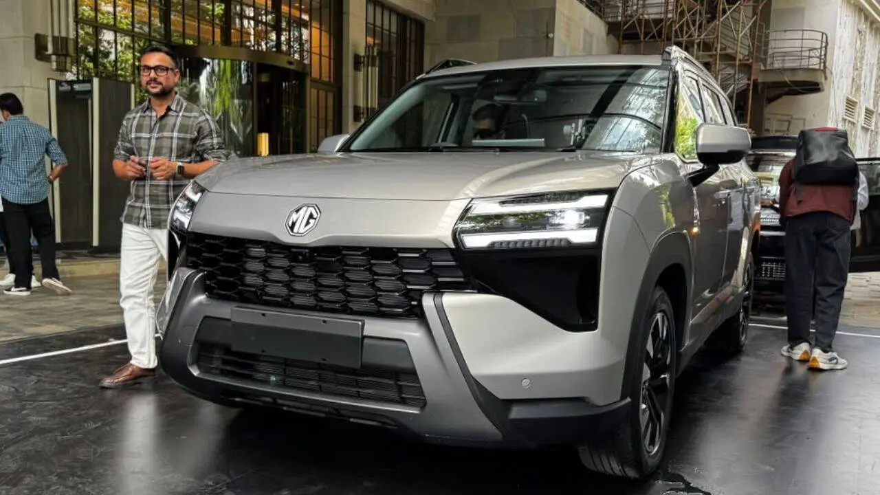 MG Hector Tomahawk PHEV launched at Rs 25.69 lakh, BaaS plan at Rs 21.79 lakh