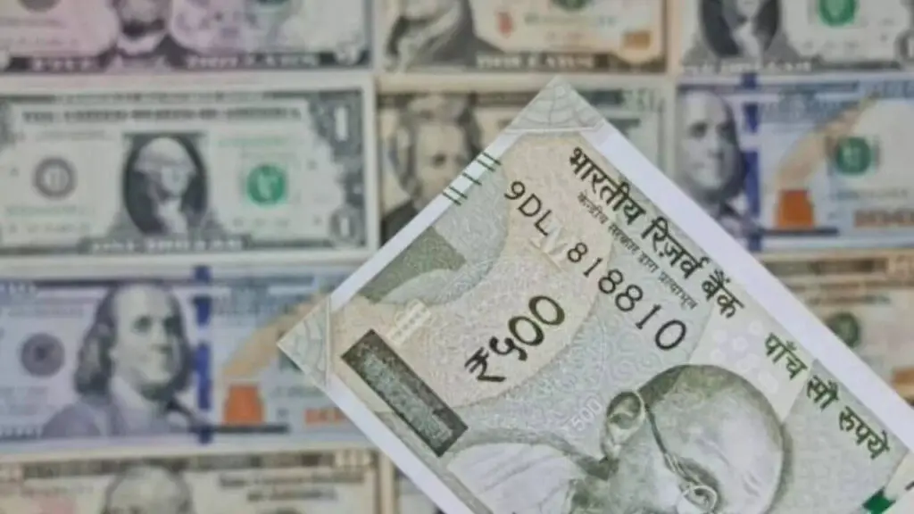 India's forex reserves hit record high of $729.33 billion