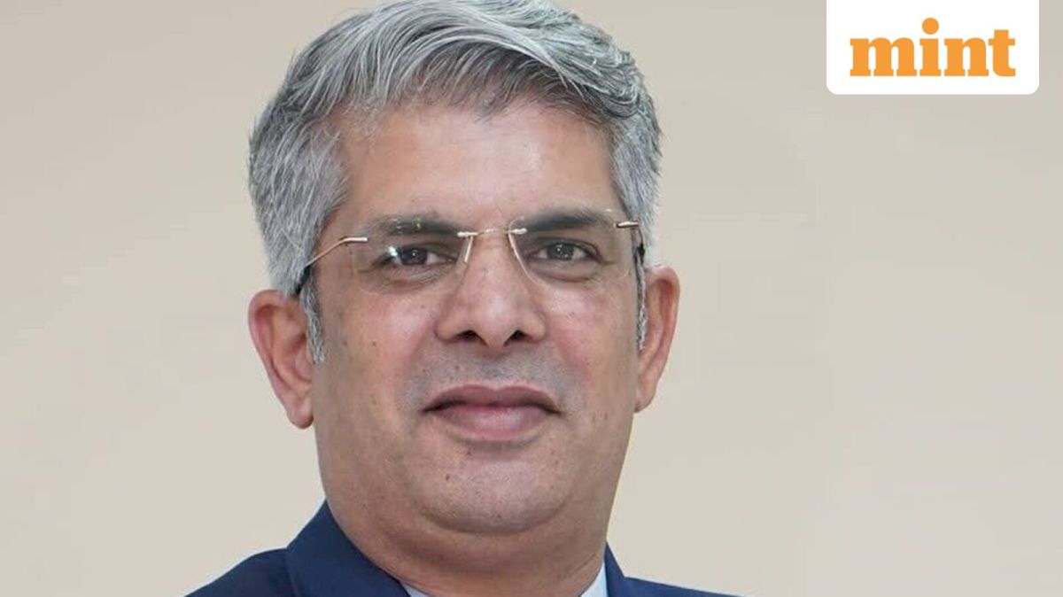 Irdai mandates policy tagging, perpetual registration for intermediaries