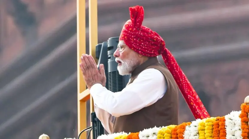 Modi seeks support for 33% women’s quota, Congress attacks delay