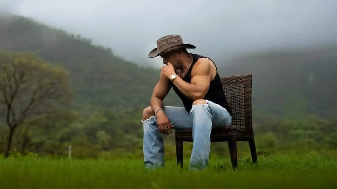 Salman Khan to do own stunts after body double heart attack