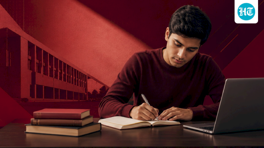 DY Patil Online BBA offers flexible, specialised business education