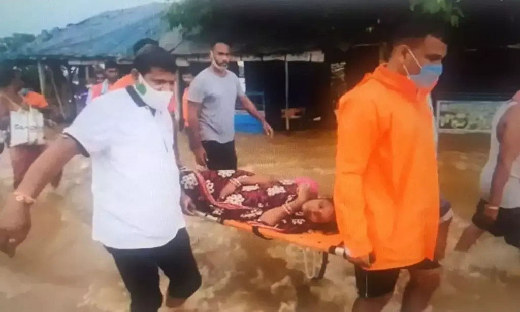 Odisha CM praises rescue of pregnant woman in floods
